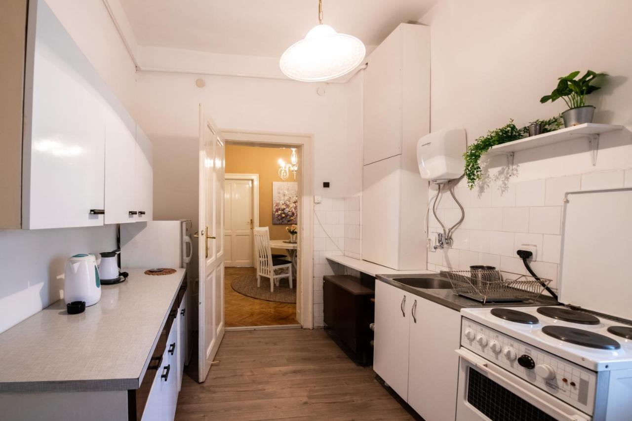 Neimar Apartment With Great Wi-Fi And Free Parking Белград Экстерьер фото
